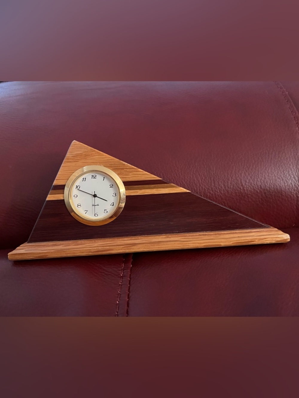 Mini wood mantel/shelf clock